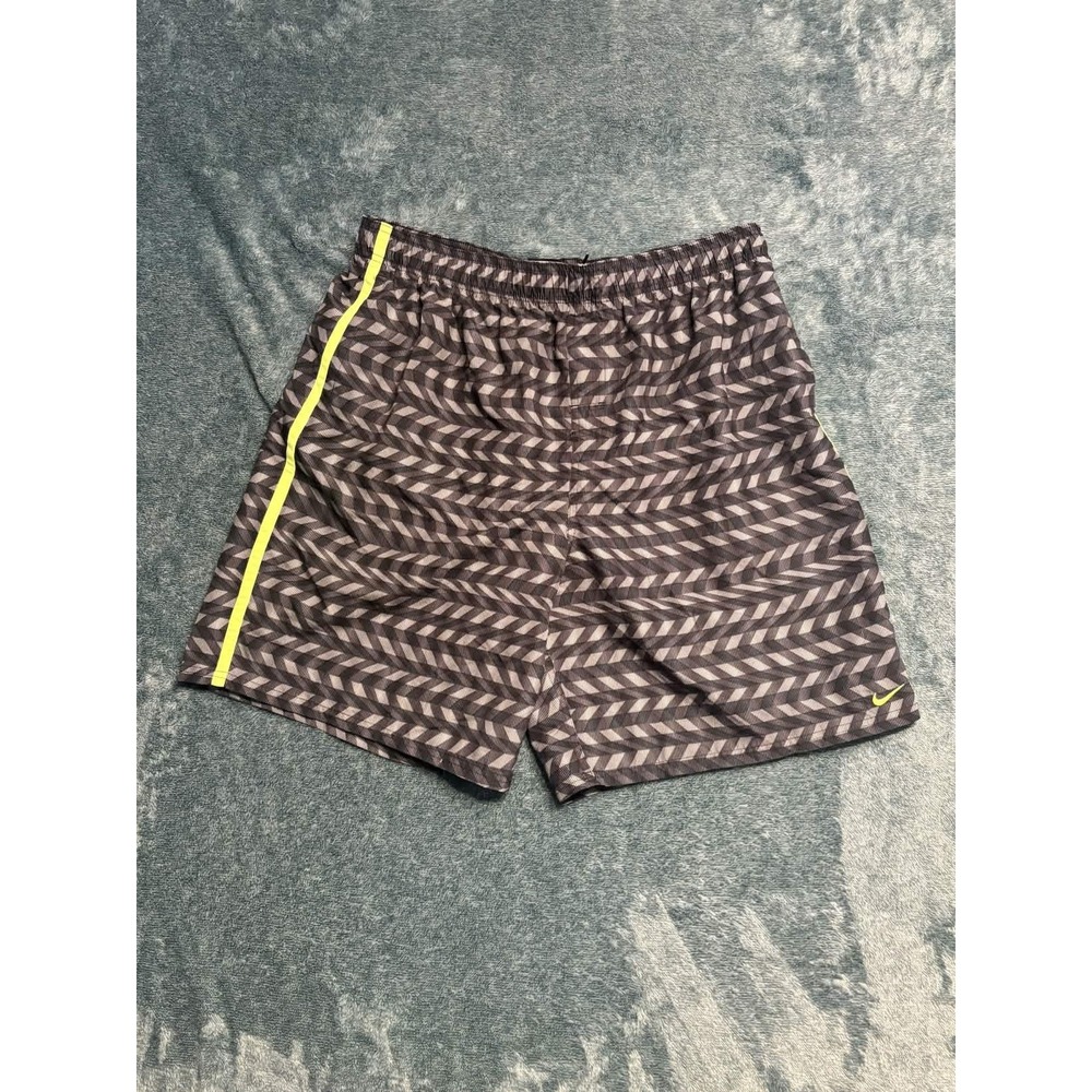 Nike Mens Grey Black Neon Chevron Athletic Shorts Size XXL Mesh Lined NESS7482